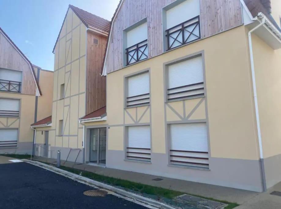 Le Saint Val 004, Appart. Neuf, Jardin, Parking المظهر الخارجي الصورة